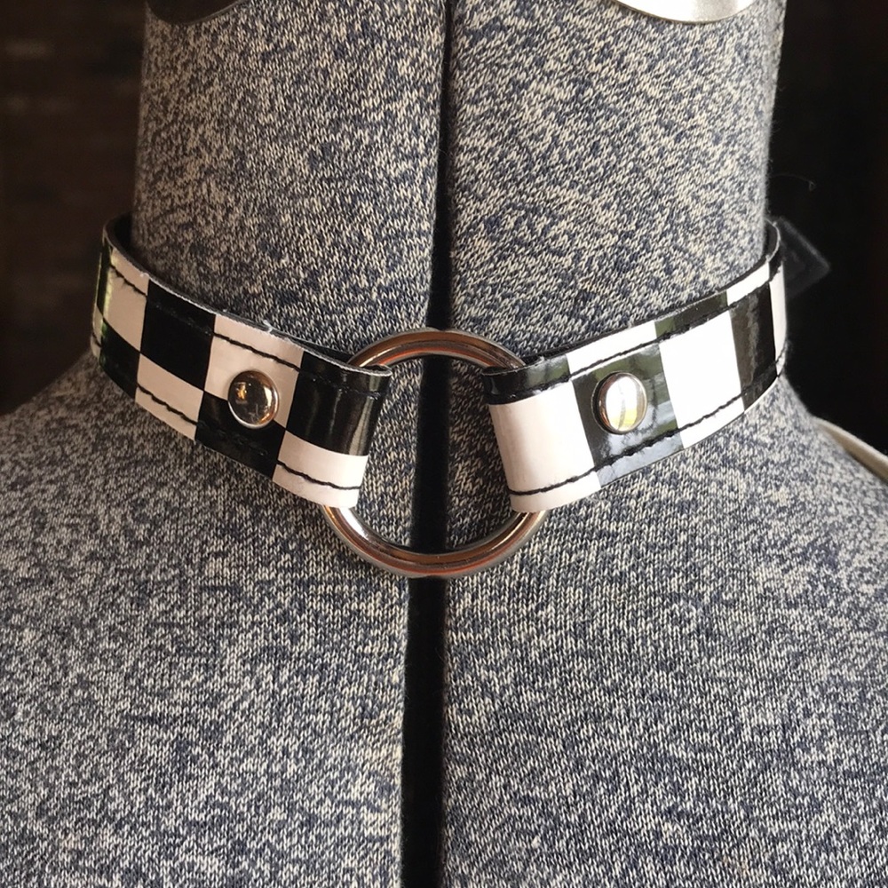 Checkered O Ring Collar